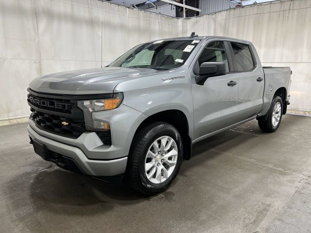 Used 2026 Chevrolet Silverado 1500 Custom AWD/4WD image 2