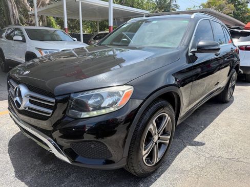 Used 2016 Mercedes-Benz GLC 300 image 2