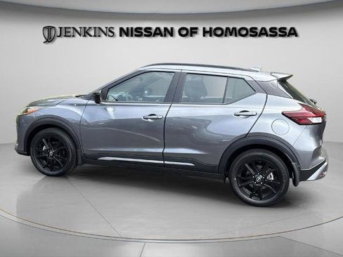 Certified 2024 Nissan Kicks SR FWD image 10