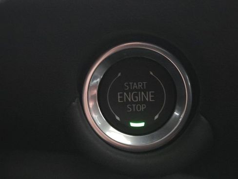 New 2026 Chevrolet Suburban High Country image 17