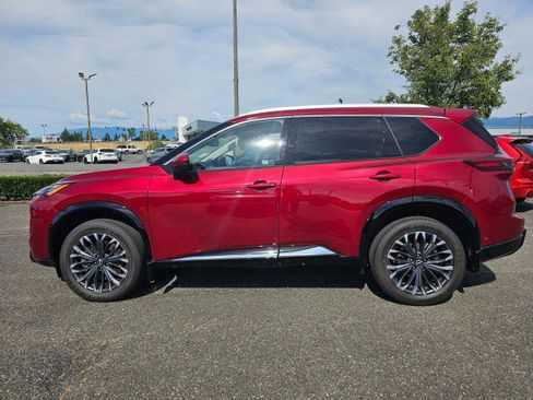 Certified 2025 Nissan Rogue Platinum w/ Tech Package AWD/4WD image 6