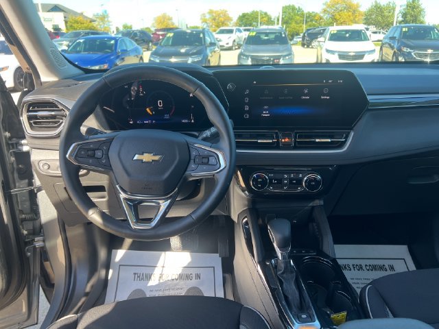 Used 2026 Chevrolet TrailBlazer LT w/ Convenience Package AWD/4WD image 17
