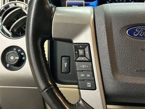 Used 2016 Ford Expedition EL Limited image 17