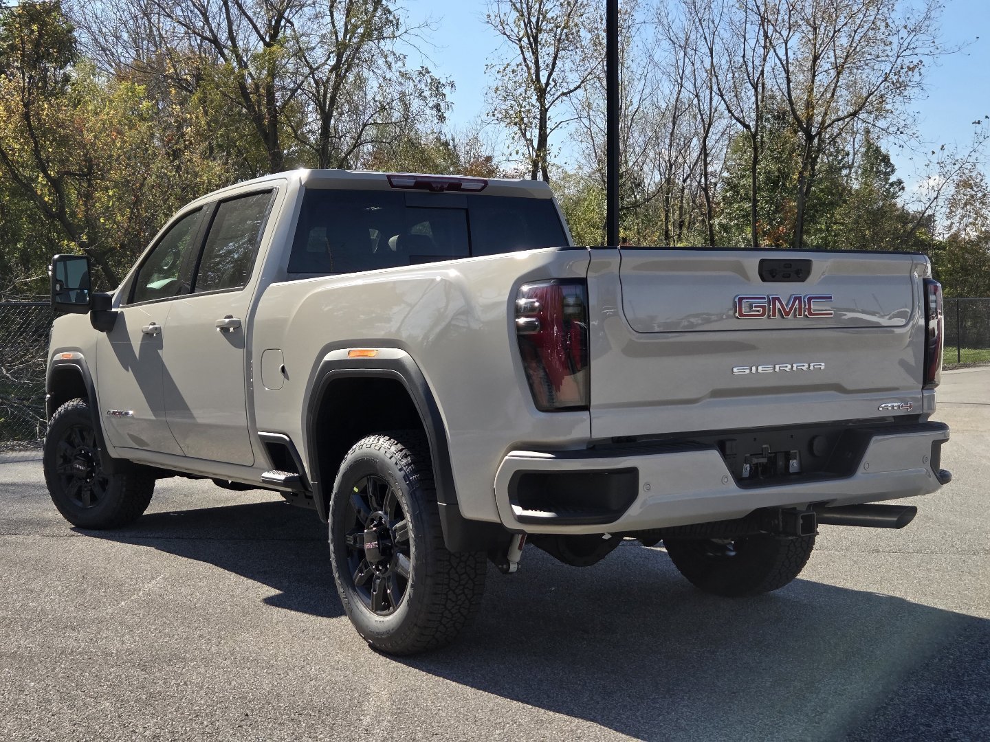 New 2026 GMC Sierra 2500 AT4 w/ AT4 Premium Plus Package AWD/4WD image 17