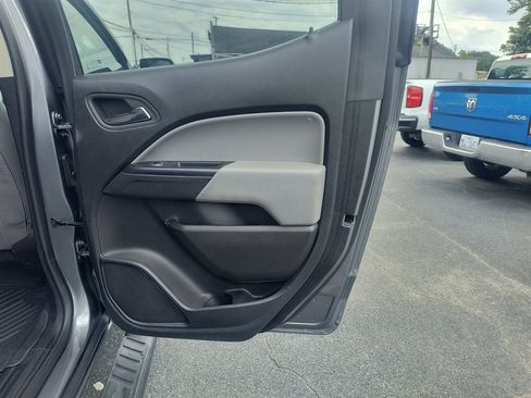 Used 2020 Chevrolet Colorado LT w/ Colorado RST Special Edition RWD image 26