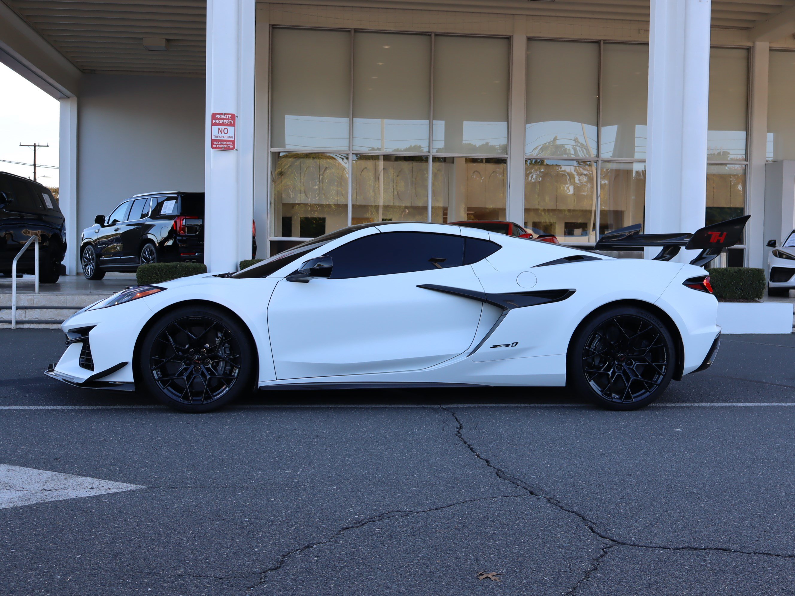 Used 2026 Chevrolet Corvette ZR1 w/ ZR1 Carbon Fiber Aero Package RWD image 7
