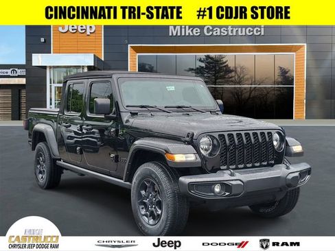 Used 2023 Jeep Gladiator Sport AWD/4WD image 1