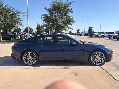Used 2020 Porsche Panamera 4 AWD/4WD image 10