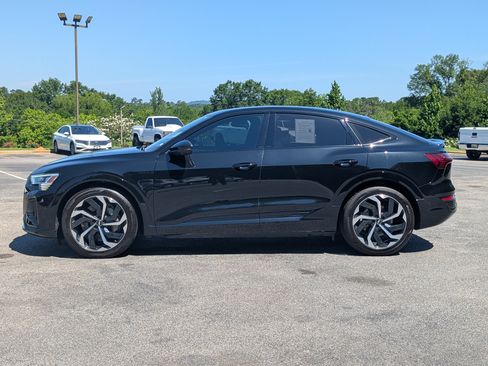 Used 2024 Audi Q8 e-tron Premium Plus w/ Premium Plus Package AWD/4WD image 6