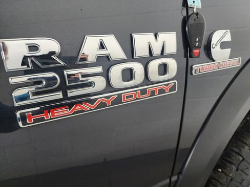 Used 2018 RAM 2500 Tradesman w/ Chrome Appearance Group image 39