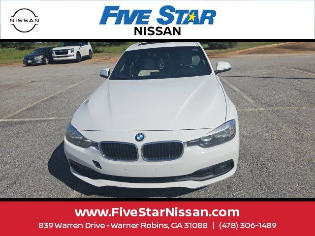 Used 2016 BMW 320i Sedan RWD image 2
