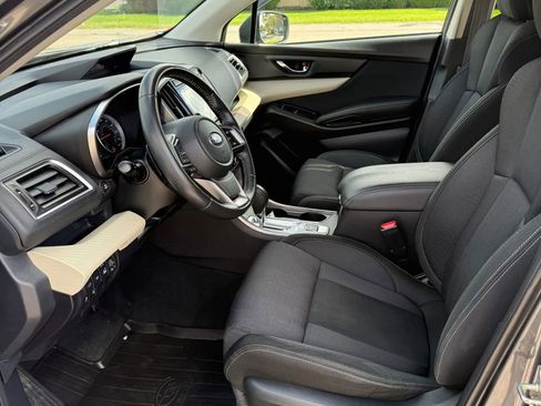 Used 2020 Subaru Ascent Premium w/ Convenience Package image 12