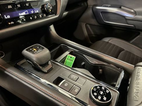 Used 2023 Nissan Pathfinder Rock Creek AWD/4WD image 19