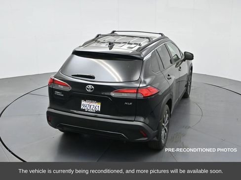 Used 2023 Toyota Corolla Cross XLE w/ Convenience Package image 56