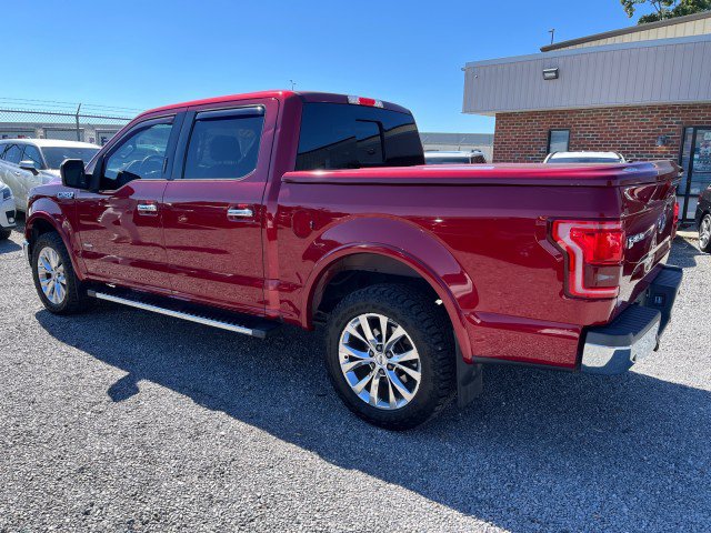 Used 2015 Ford F150 Lariat w/ Equipment Group 502A Luxury AWD/4WD image 9