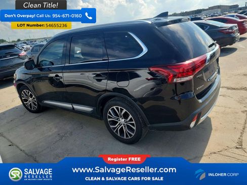 Used 2017 Mitsubishi Outlander FWD image 3