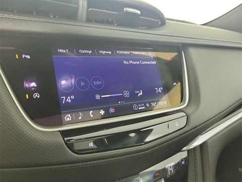 Certified 2024 Cadillac XT6 Luxury w/ LPO, Floor Liner Package image 27