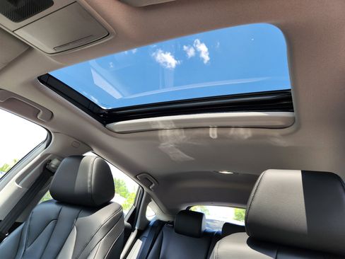 Used 2025 Acura Integra FWD image 15
