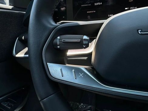 Used 2023 Lucid Air Pure image 22