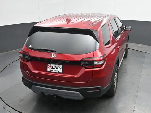 Used 2024 Honda Pilot EX-L image 32