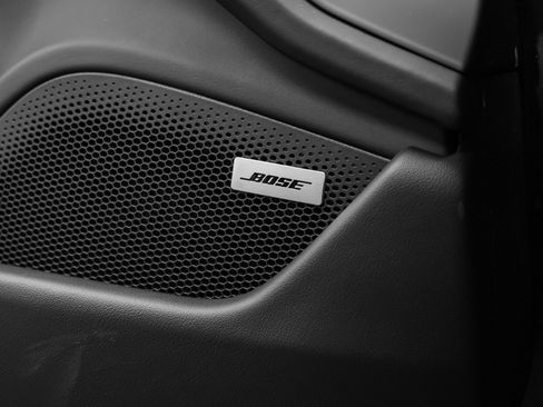 Used 2023 Porsche Taycan image 39