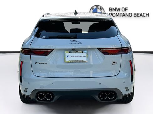 Used 2021 Jaguar F-PACE SVR image 6