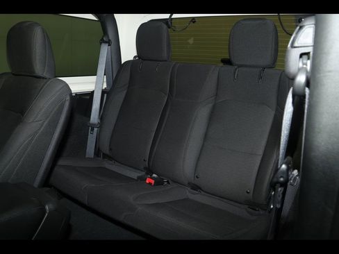 Used 2022 Jeep Wrangler Willys image 24