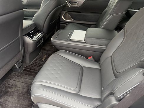 New 2026 INFINITI QX80 Autograph image 24