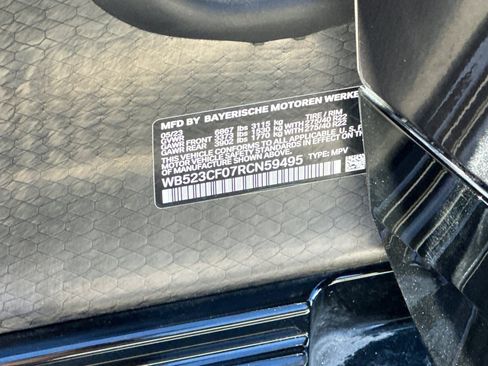 Used 2024 BMW iX xDrive50 w/ Sport Package AWD/4WD image 29
