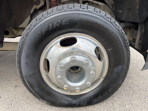 Used 2017 Ford F350 Lariat w/ Snow Plow Prep Package image 10