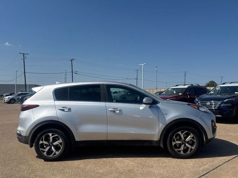Used 2020 Kia Sportage LX AWD/4WD image 23