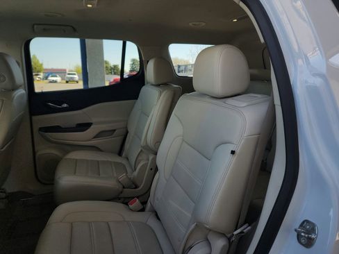 Used 2023 GMC Acadia Denali AWD/4WD image 19