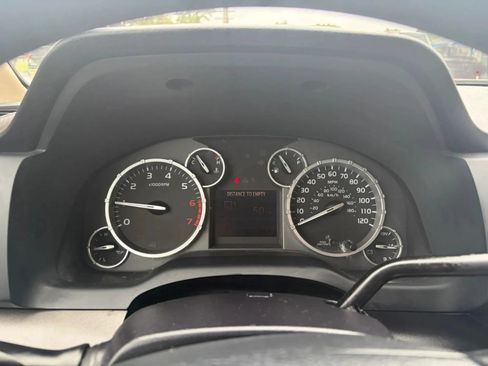 Used 2014 Toyota Tundra SR5 AWD/4WD image 16