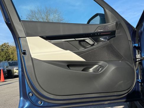 New 2026 BMW 530i xDrive w/ Executive Package image 16