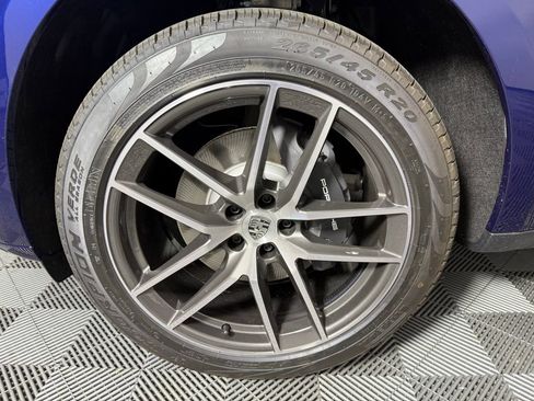 New 2026 Porsche Macan image 11