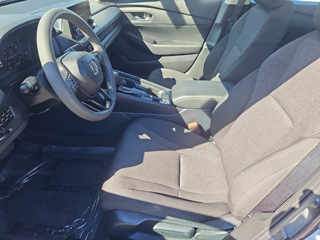 Certified 2025 Honda Accord LX image 26