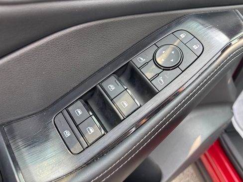 Certified 2026 Nissan Rogue SV AWD/4WD image 17