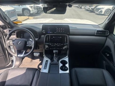 Used 2024 Lexus LX 600 F Sport AWD/4WD image 15