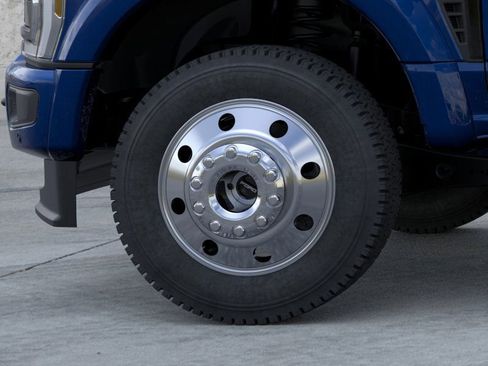 New 2026 Ford F450 Platinum w/ FX4 Off-Road Package image 19