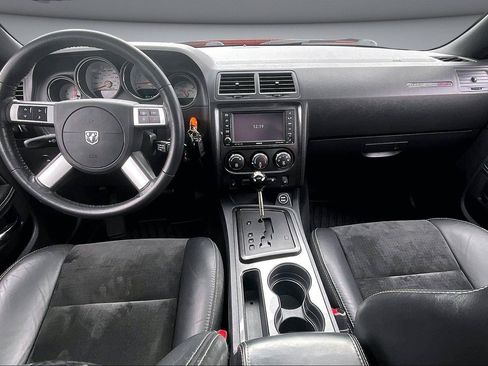 Used 2009 Dodge Challenger SRT8 w/ SRT Option Group II RWD image 8