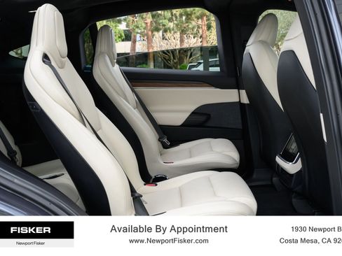 Used 2022 Tesla Model X image 27