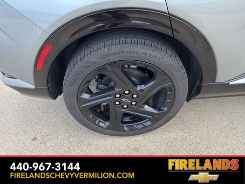 New 2025 Chevrolet Equinox EV RS image 58