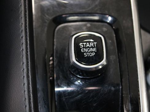 Used 2024 Volvo XC90 T8 Plus w/ Protection Package Premier image 45