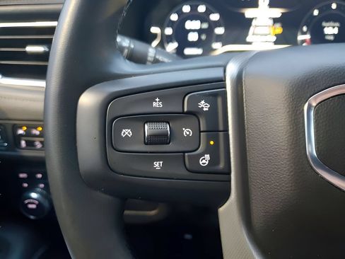 Used 2023 GMC Yukon Denali AWD/4WD image 38