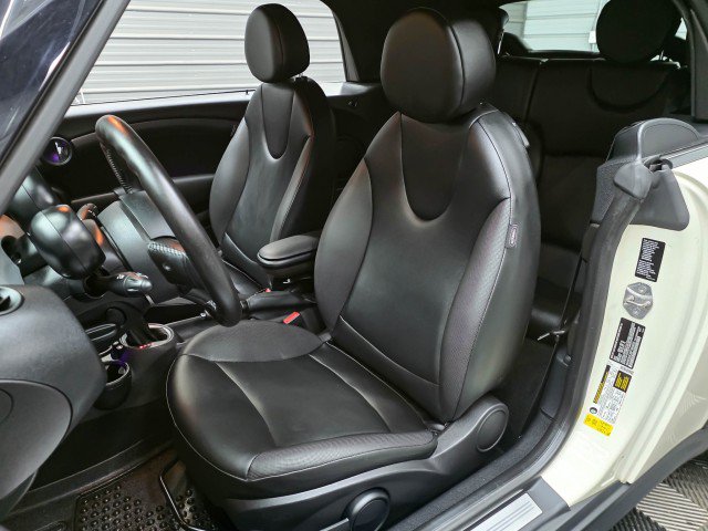 Used 2015 MINI Cooper Convertible FWD image 14