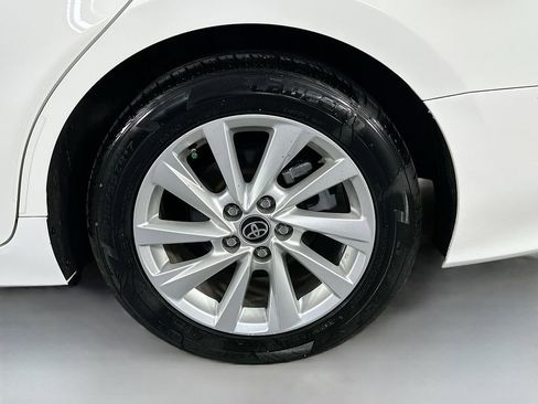 Used 2024 Toyota Camry LE w/ Convenience Package FWD image 33