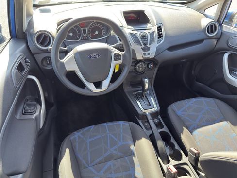 Used 2011 Ford Fiesta SE w/ 202A Rapid Spec Order Code image 14