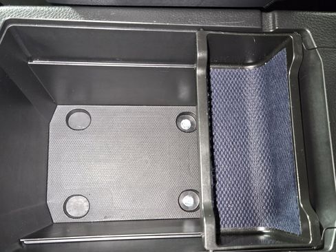 Used 2023 Mitsubishi Eclipse Cross SE image 18