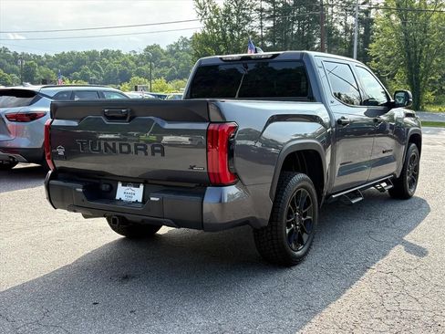 Used 2023 Toyota Tundra SR5 w/ SR5 Convenience Package AWD/4WD image 5