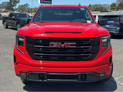 New 2026 GMC Sierra 1500 Elevation AWD/4WD image 2
